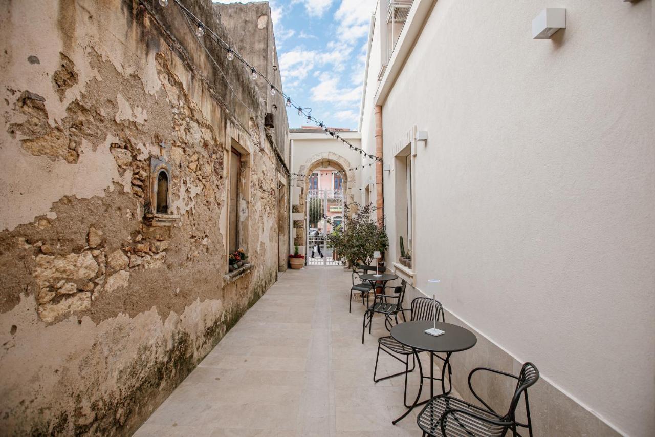 Ficopala Suites Siraküza Dış mekan fotoğraf